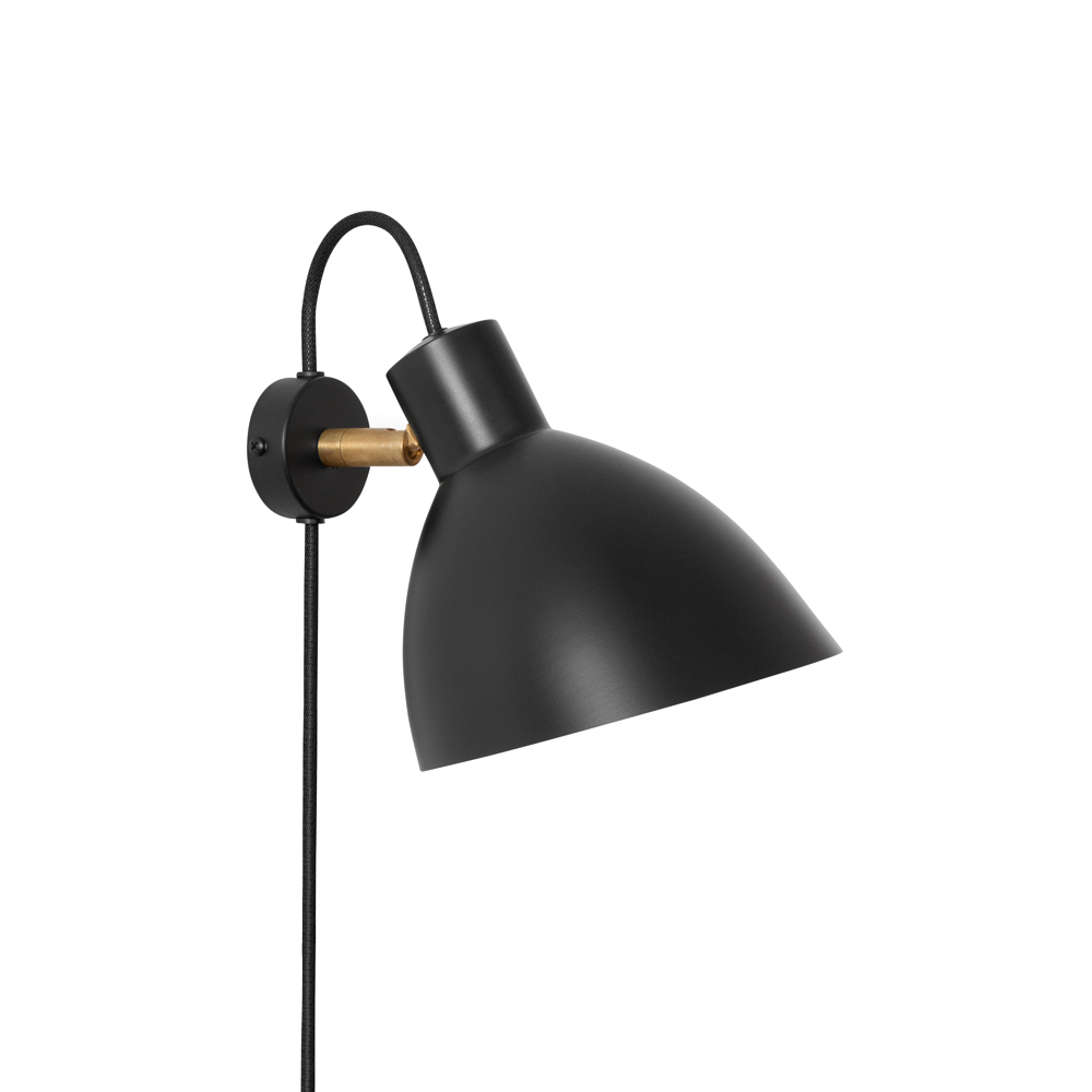 KH1 vägglampa, svart matt, råmässing