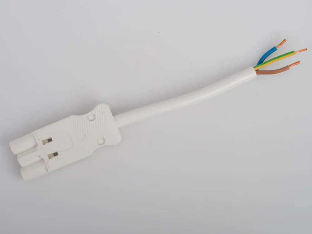 Gycom 128354 Anslutningskabel hane-fri, 1.5 mm², 2 meter, IP20 3-pol, 0.89 kWh