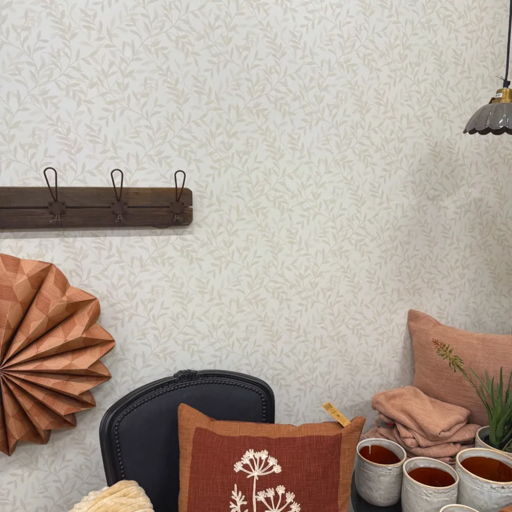 Bladverk 220103 Beige Tapet | Stuvbutiken